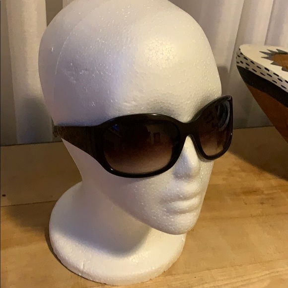 Juicy Couture Sunglasses - Picture 2 of 4